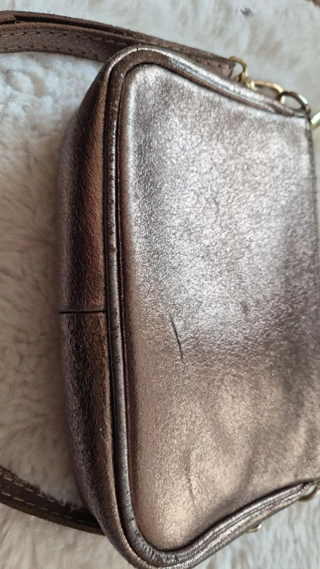 Bronzen schoudertas voor dames 21x13 TBE – photo 4